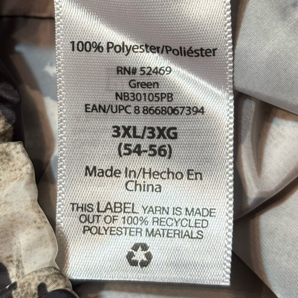 No Boundaries Camo Wildernesss Hooded Windbreaker - Picture 5 of 6